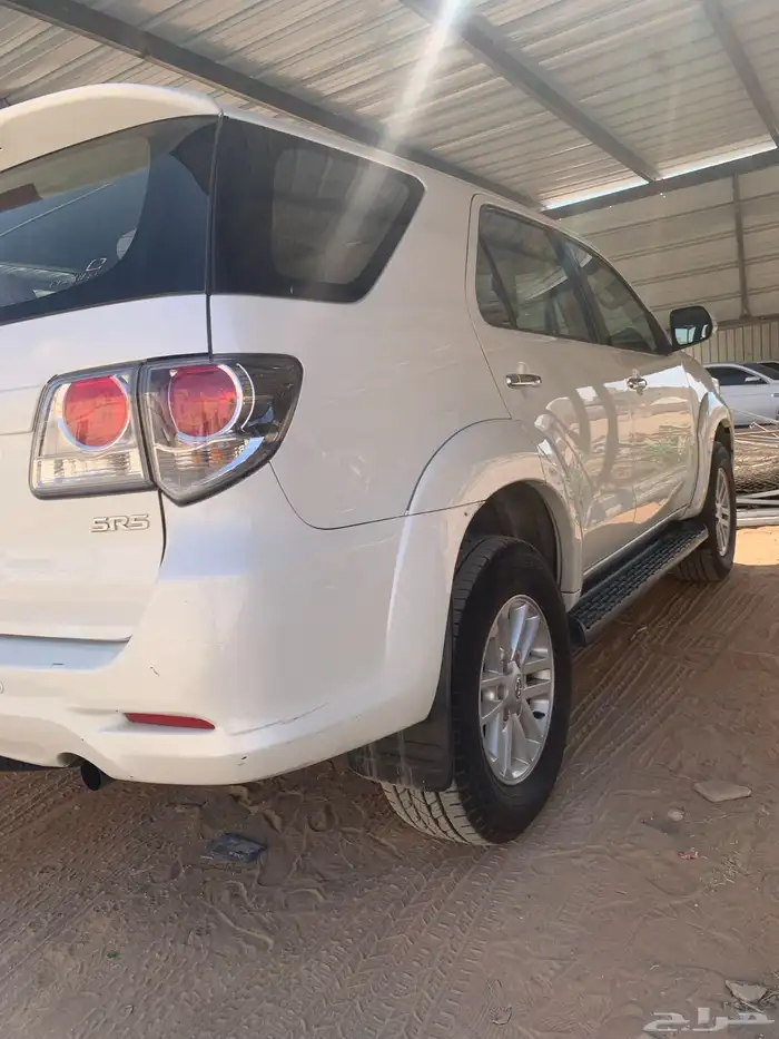 للبيع فورشنر مديل 2014 GX عداد 245 3