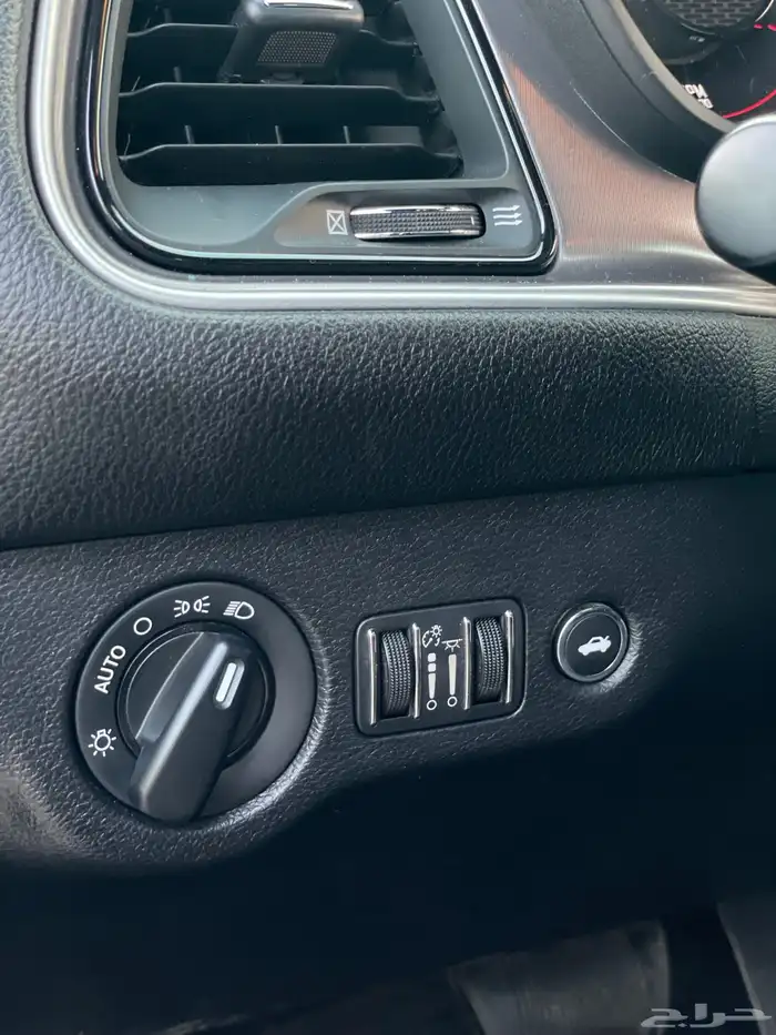 دودج - تشالنجر - SXT - 2021 - سعودي 17