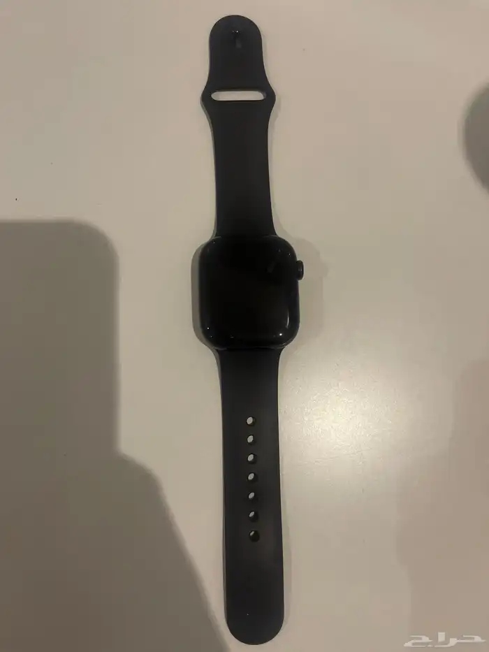 ساعه ابل الجيل العاشر بجميع ملحقاتها و البطاريه 100 100 0