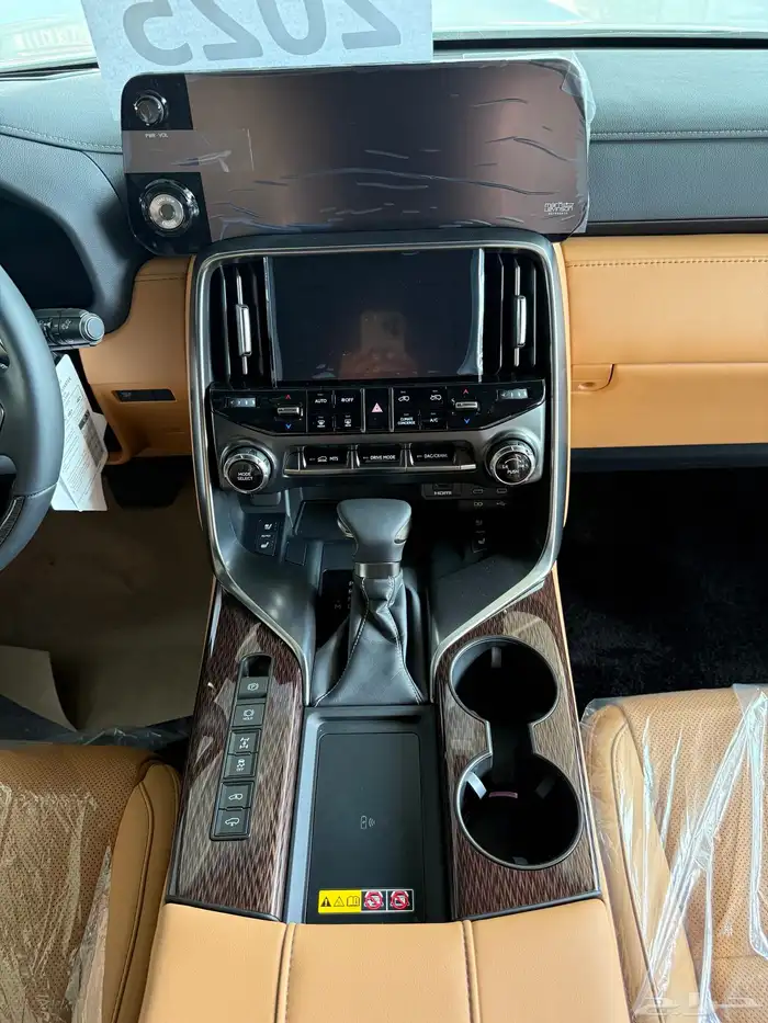لكزس LX600 BB سعودي موديل 2025 31