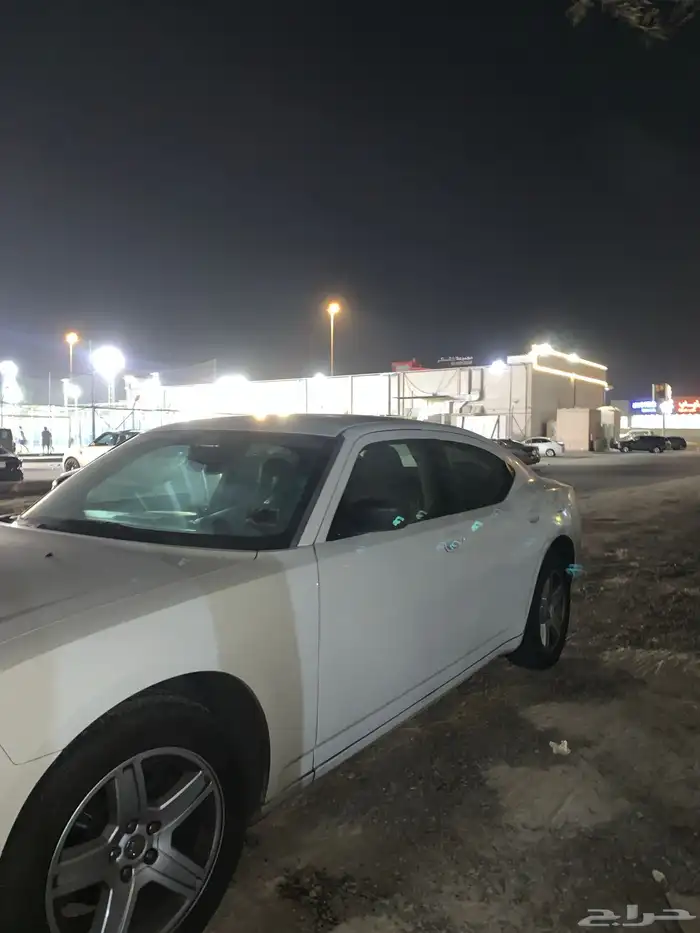 دودج تشارجر ستاندر 6 سلندر 2010 3