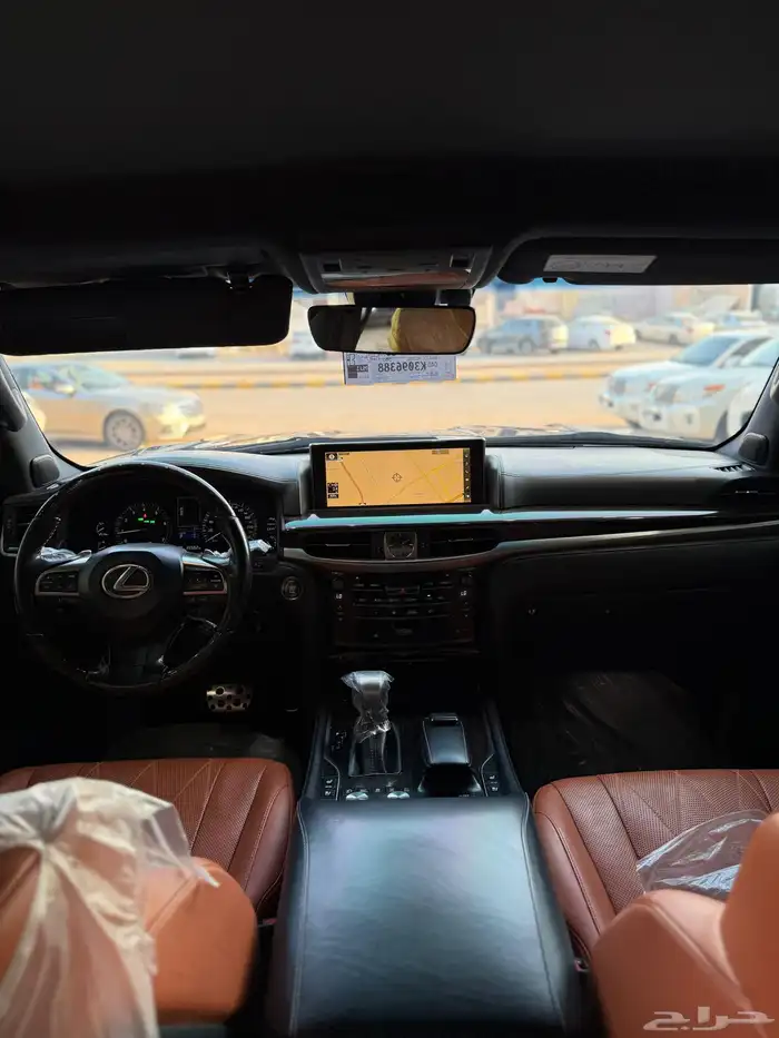 لكزس - 2019 - LX570 - فل كامل 18