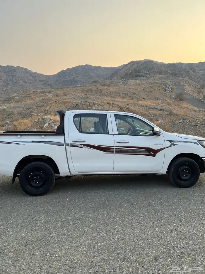 هايلكس 2018 10