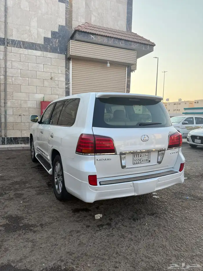 جيب لكزس 2011 3