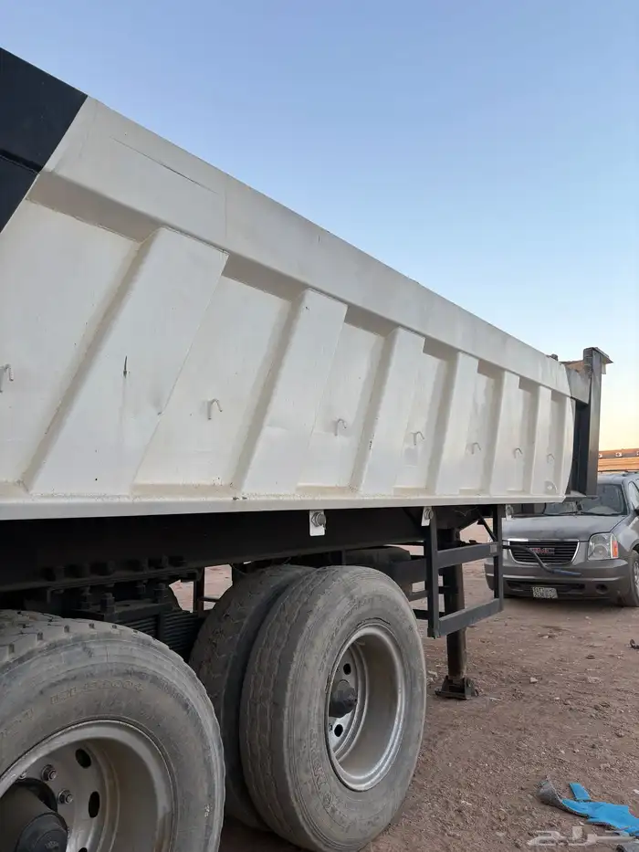 صندوق قلاب (للبيع فقط ) على السوم 1