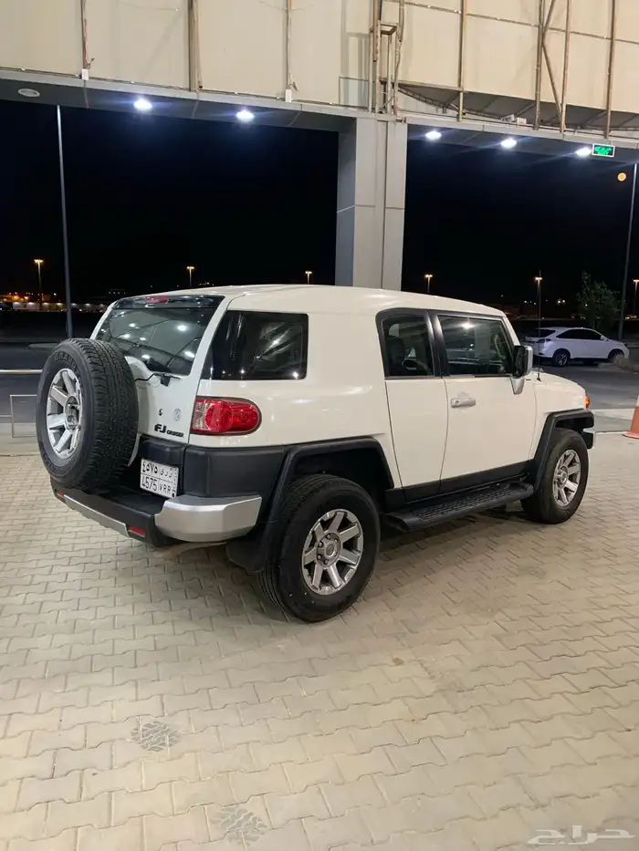 تويوتا اف جي 2023 4