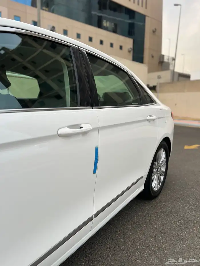 فورس تورس 2022 ابيض مخزن 12