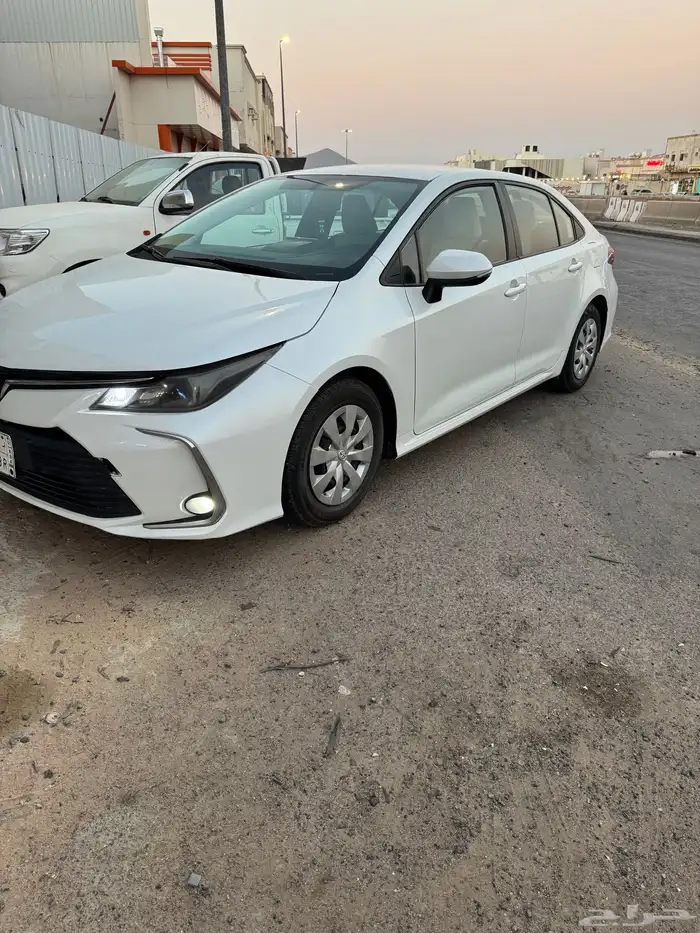 للبيع سياره كورولا مديل 2022 2