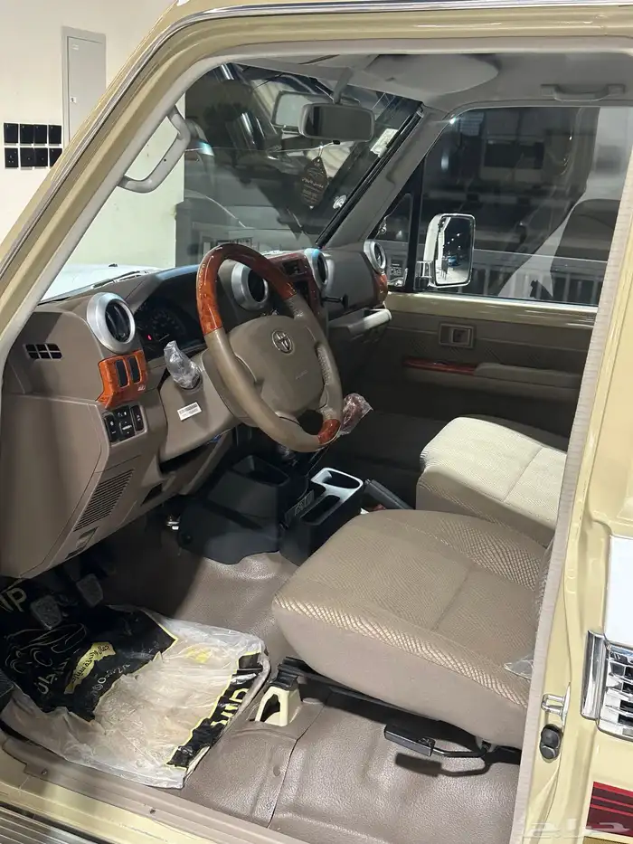 شاص 2016 بريمي رفرف دفعه3 مخزن( تم البيع) 12