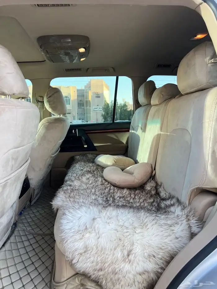 تويوتا لاند كروزر جيب موديل 2013 قمة النظافه 32