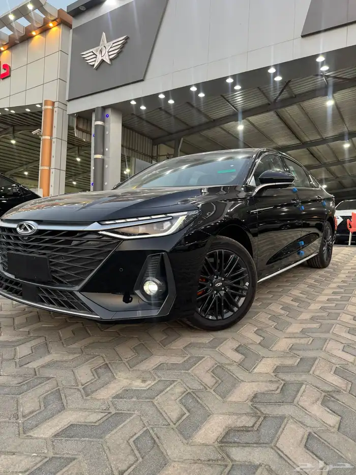 شيري اريزو 8 موديل 2025 كمفورت ولاكجري 2