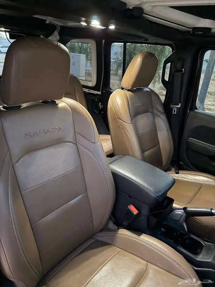 جييب رانجلر صحارى 2021 ( نظييف) V6 15