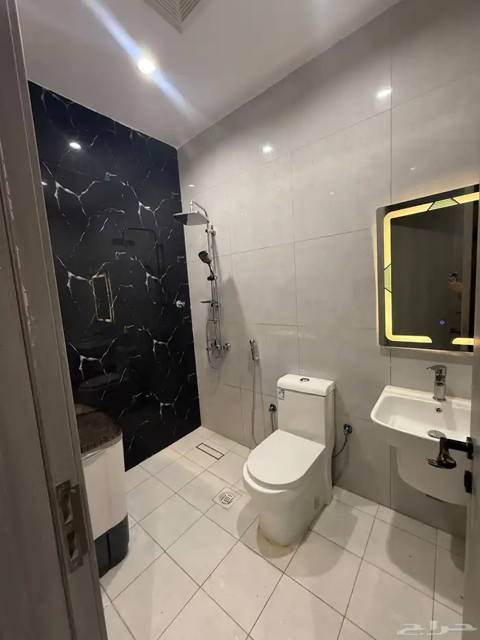 شقق فخمة مفروش جديد ايجار شهري في مشرفة مع السبعين 9