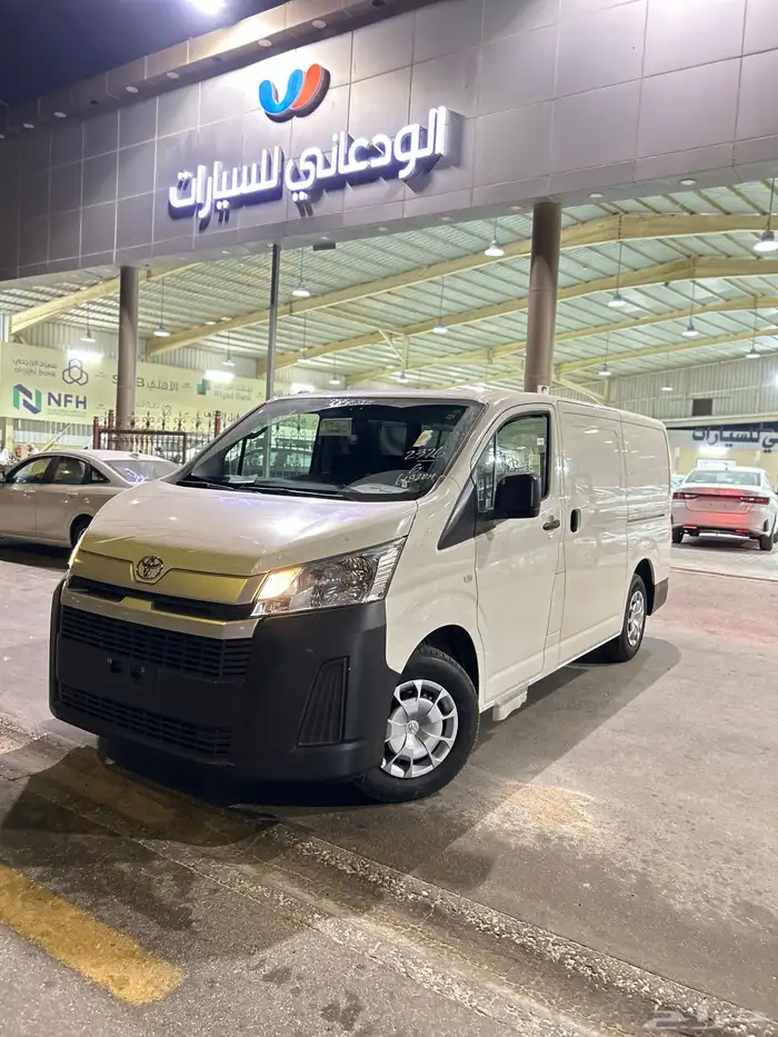 تويوتا باص هايس بضاعة ديزل قير عادي 2026م 0