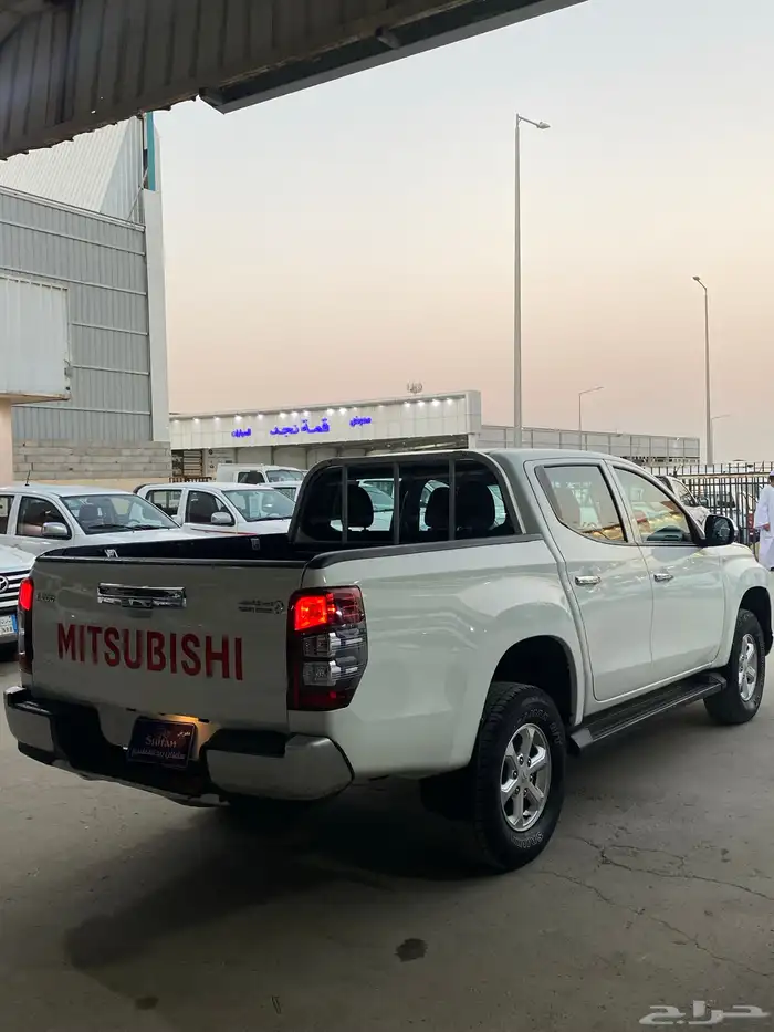 ميتسوبيشي دبل قير عادي ديزل 2023 6