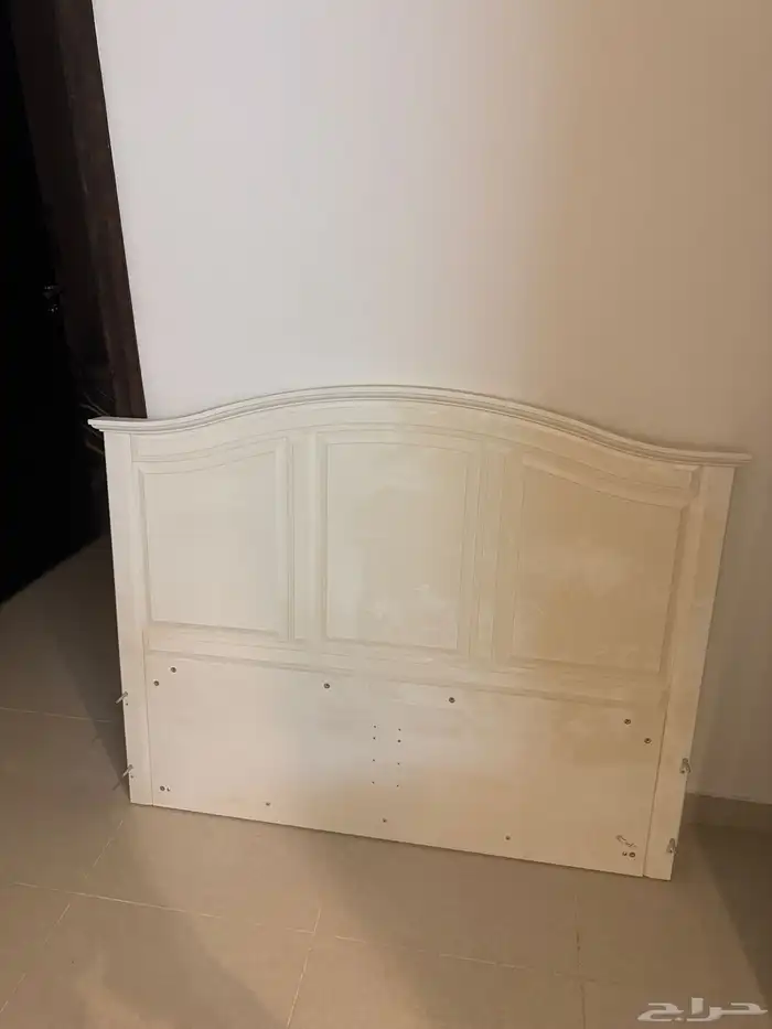 للبيع سرير وكومدينه 1