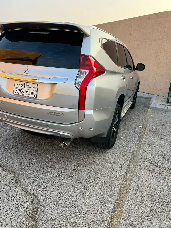 متسوبيشي مونتيرو فل 3