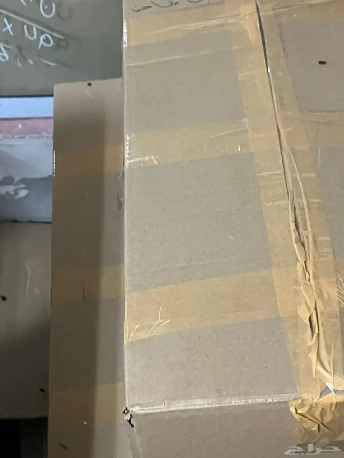 بضاعة عبارة عن ساعات راديو مكاين حلاقه وغيرها واكسسورات 19