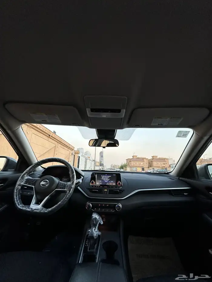 نيسان التيما 2022 نص فل نظيف للبيع بطاقة جمركية 14