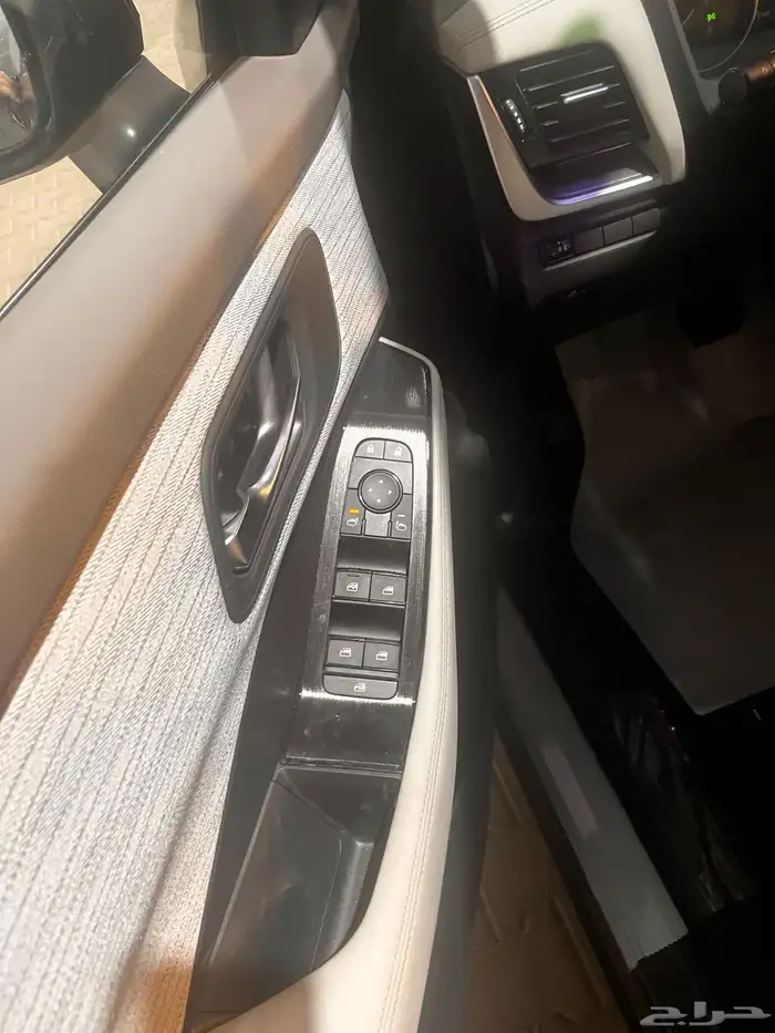 نيسان اكستريل خمس مقاعد دبل جديد بطاقه جمركيه كاش واقساط 8