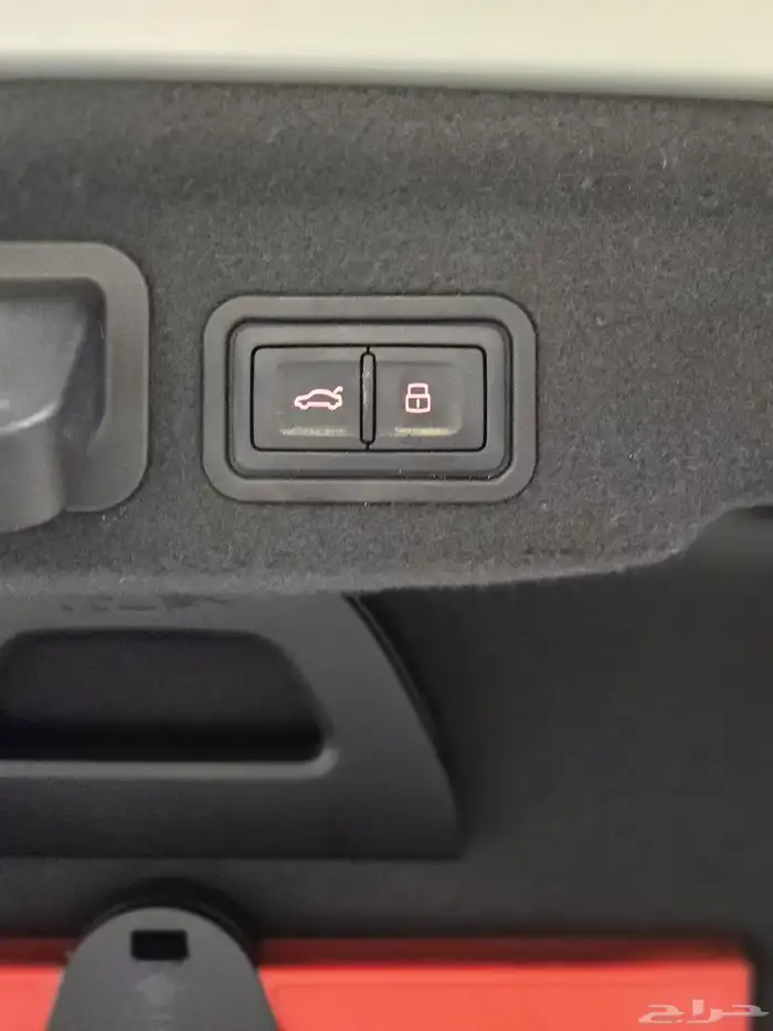 اودي A8-L موديل 2016 بحاله ممتازه 20