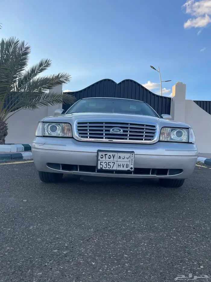 فورد فكتوريا 11 بودي ومحركات بلد 28