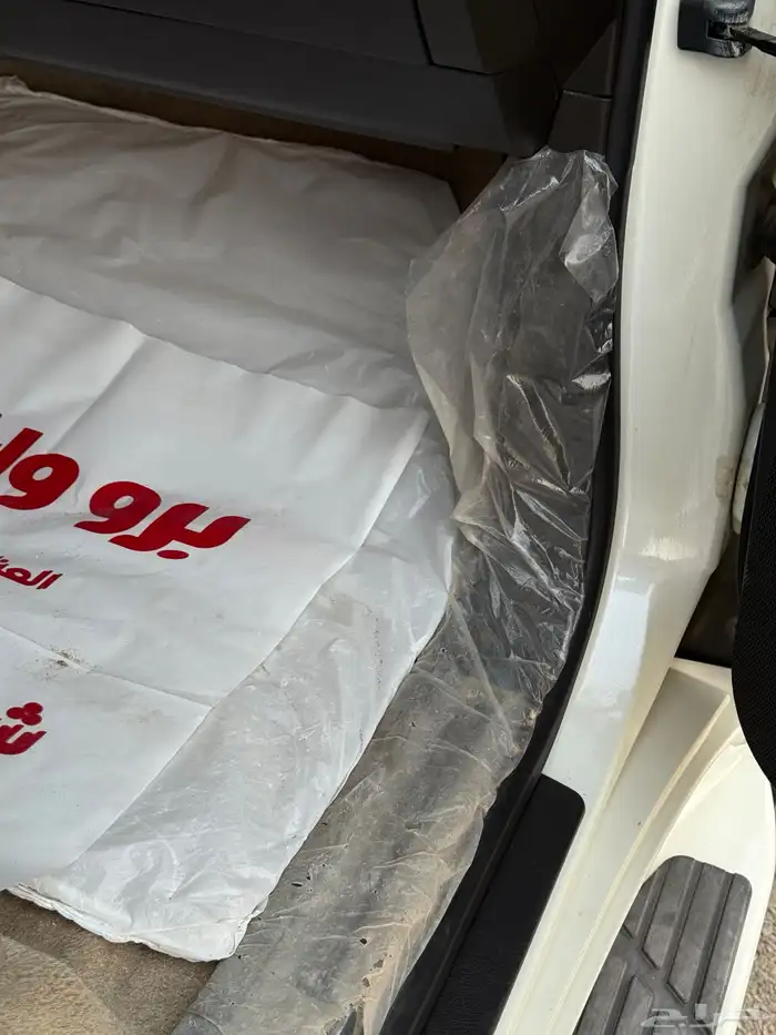 جيب لاندكروزر 2011((مخزن )) 49