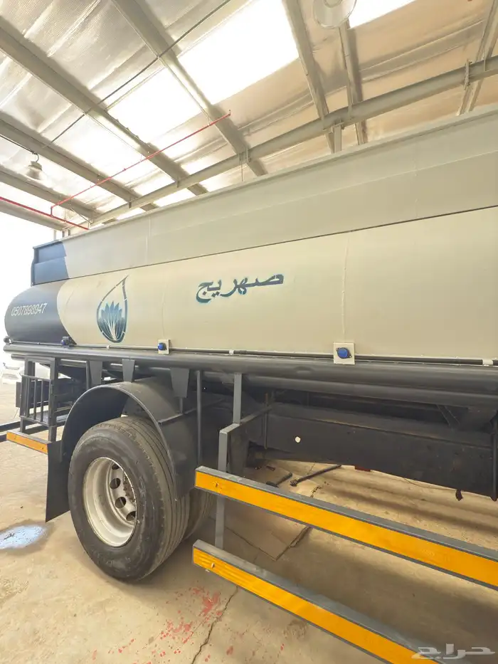 للبيع صهريج فولفو عايدي موديل 2003 3