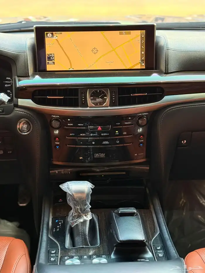 لكزس - 2019 - LX570 - فل كامل 19