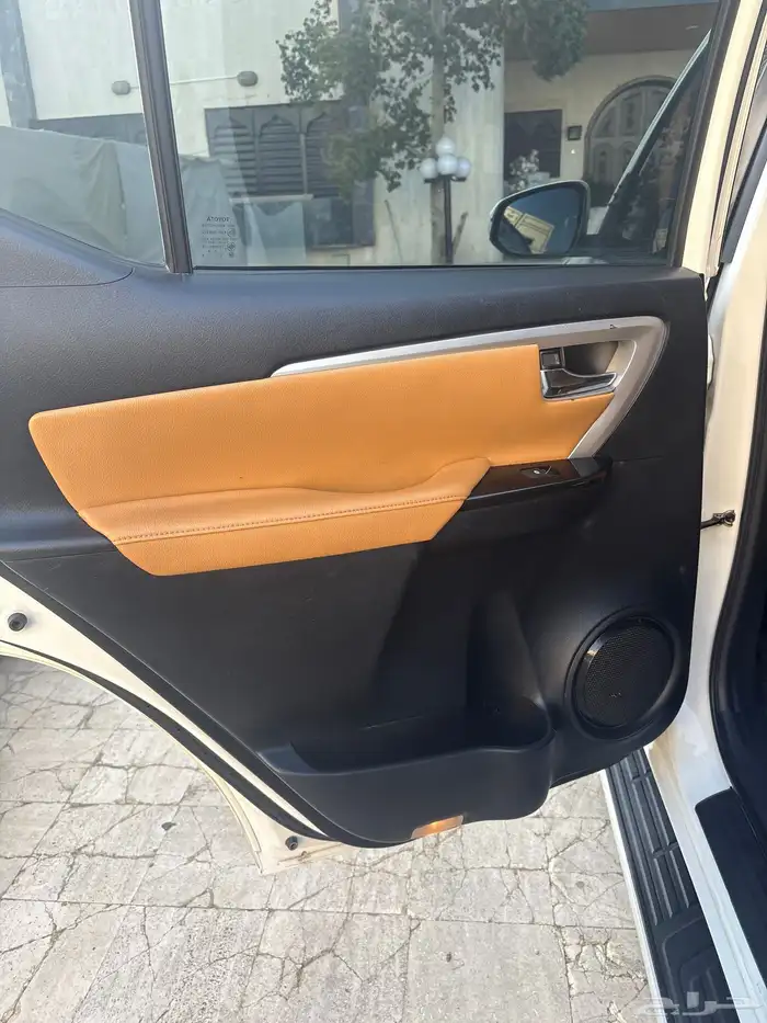 فورتشنر 2017 فل كامل ممشى 190 الف VX SR5 V6 السعر لقطة 11