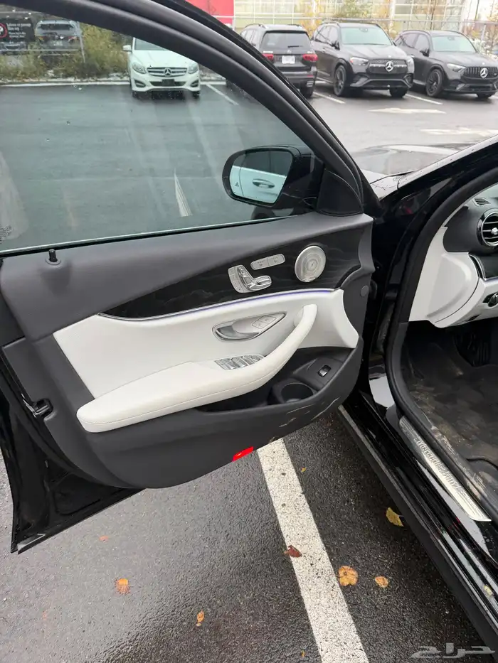 2023 Mercedes E450 4Matic ممشى قليل 3