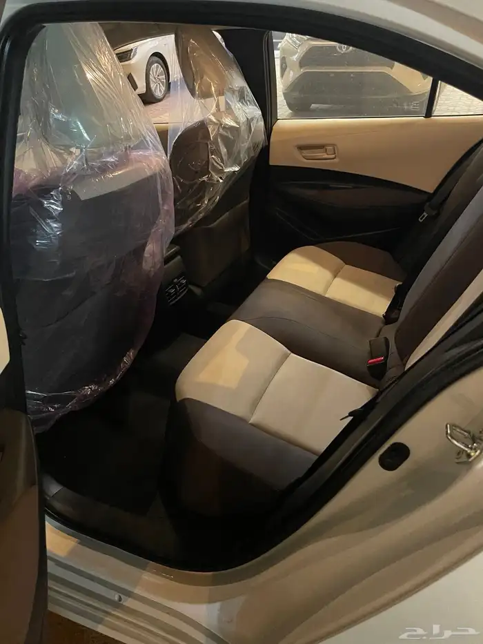 تويوتا كورولا XLI 2.0 طيس بنزين 2025 3