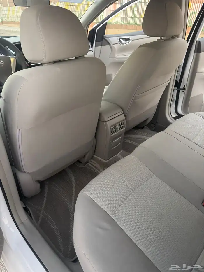 نيسان سنترا 18