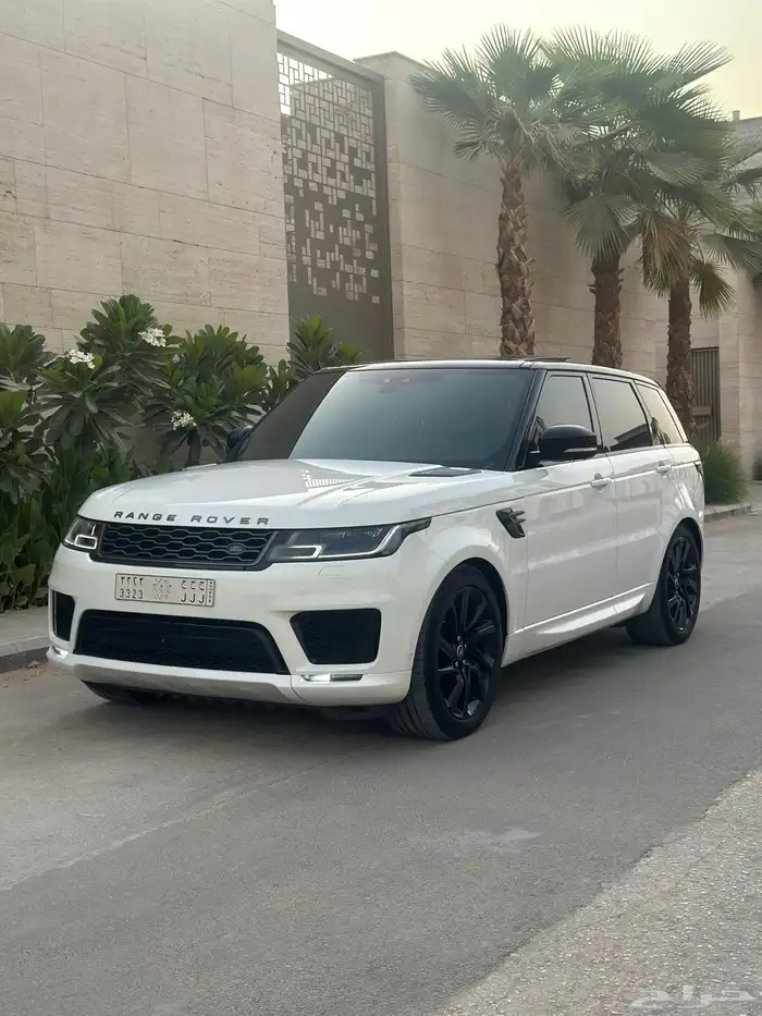 رنج سبورت V8 2020 17