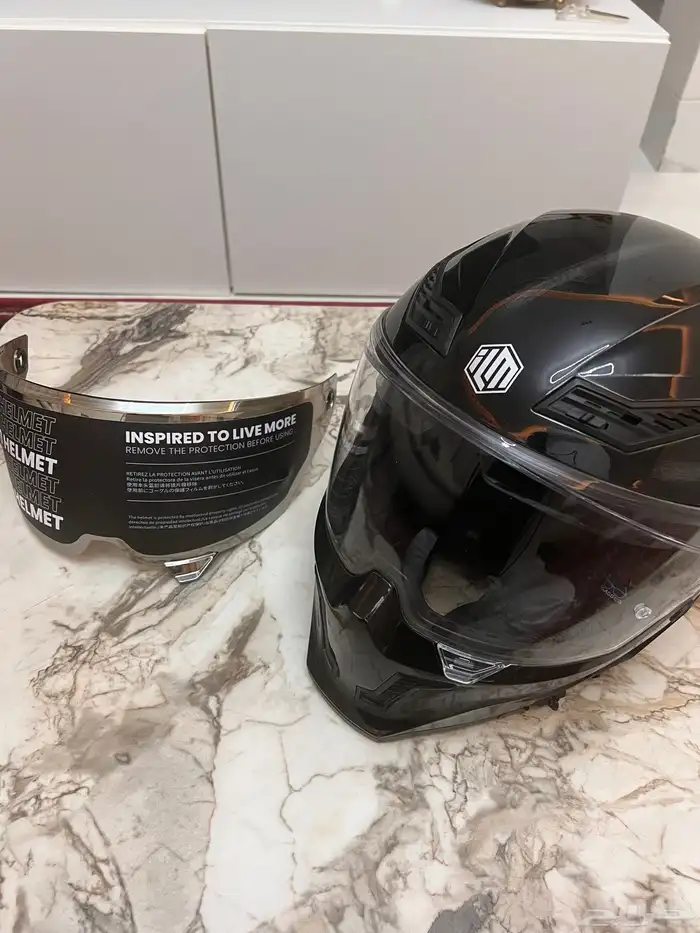 خوذة ماركة ILM 1