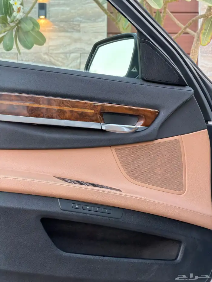 بي أم دبليو 2015 فئة 730 فل كامل موتر شرط الفحص بدي ومحركات 40