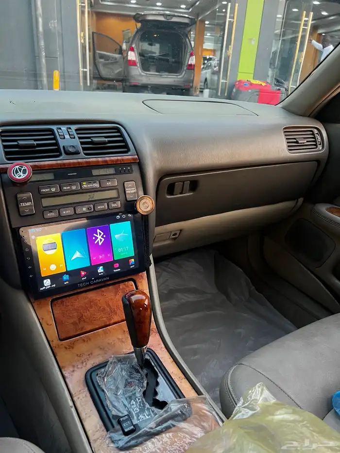 لكزس 400 اقبل بدل 12