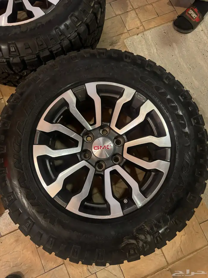 كفرات قودير حجري مقاس 18 ( بدون الجنوط ) 0