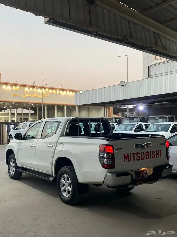 ميتسوبيشي دبل قير عادي ديزل 2023 5