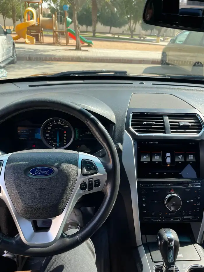 فورد اكسبلورر ليمتيد 2013 12