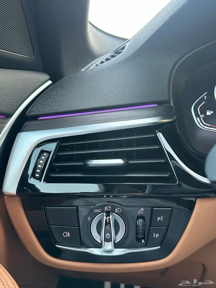 بي ام 530 كت M على الضمان والصيانه المجانيه 2021 33