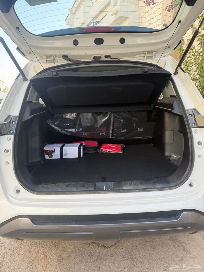 للبيع اوربان كروز توسوتا 2025 1