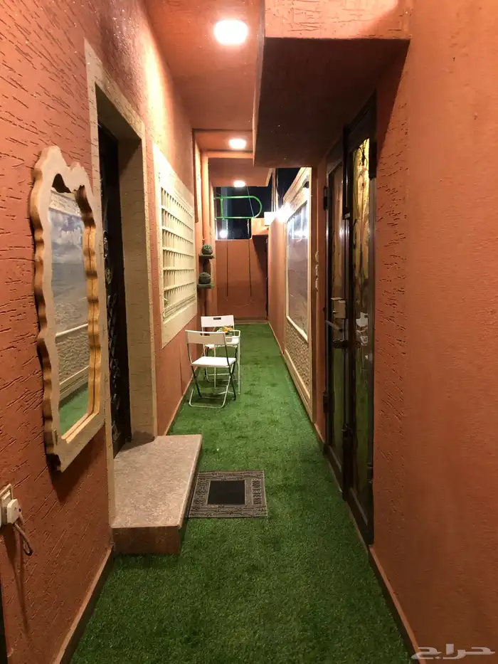 شقة فاخرة أرضية بمدخل خاص مفروشة للإيجار 0