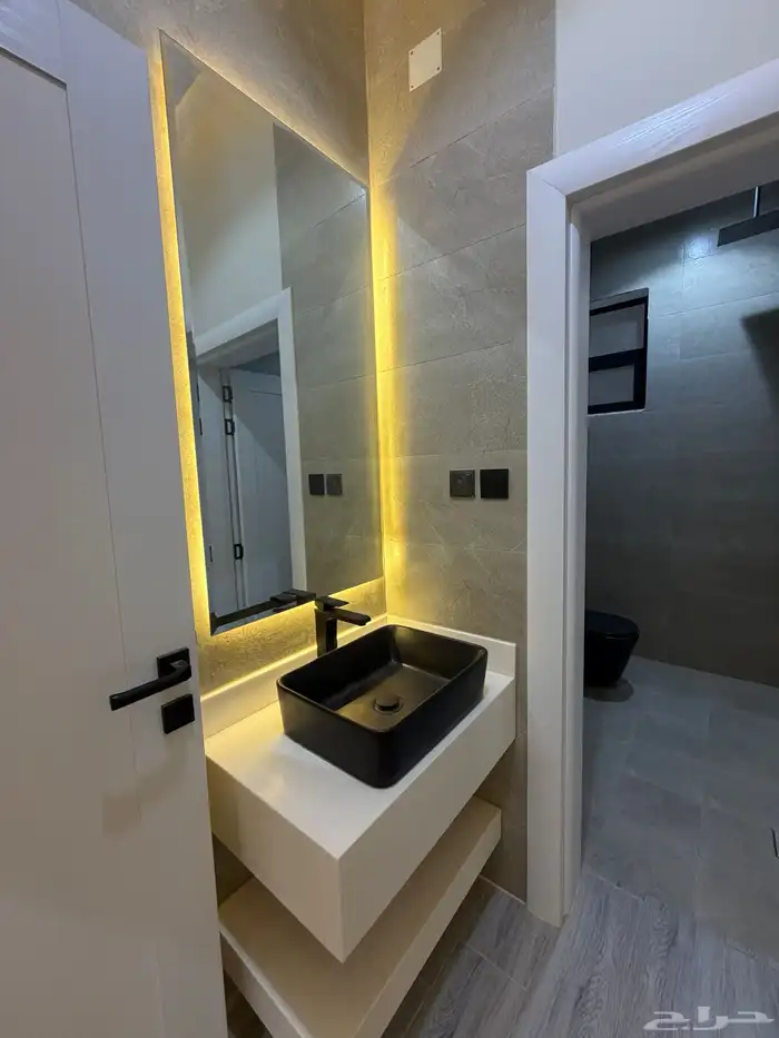 للبيع فيلا كبيره مودرن البكيريه حي الرياض 27