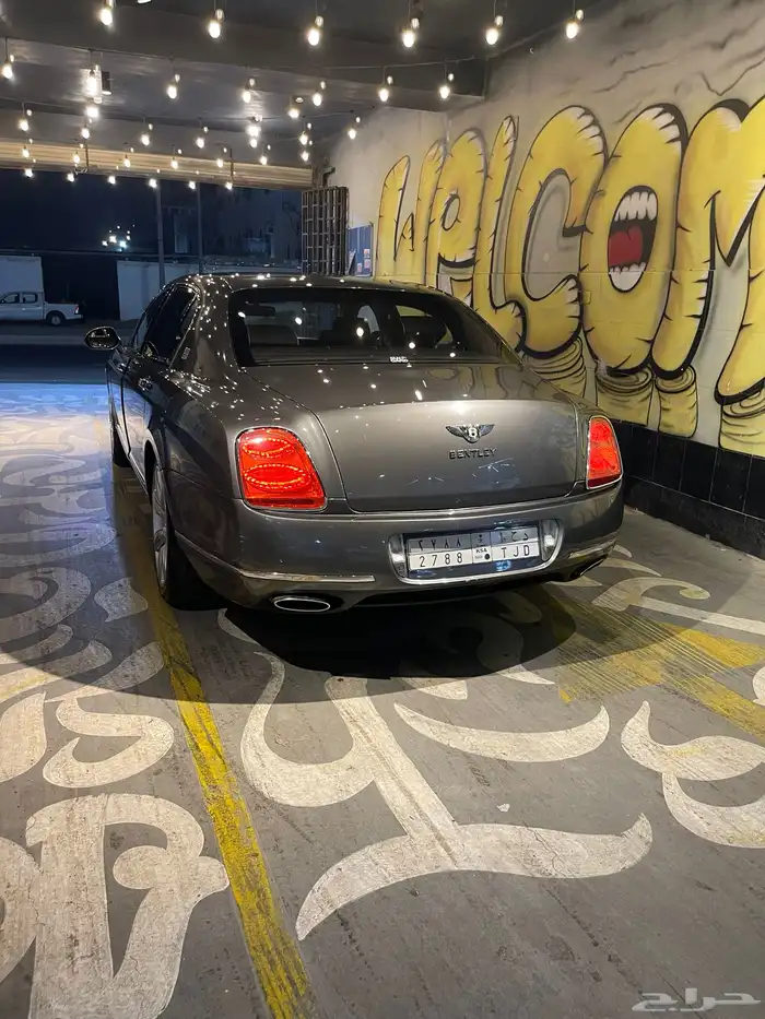 بنتلي موديل 2010 للبيع 5