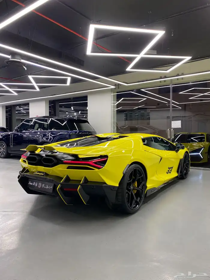 لامبورجيني ريفويلتو 5