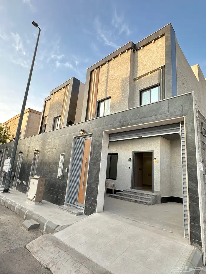 فيلا فاخرة للبيع مذينب مخطط البدراني 0