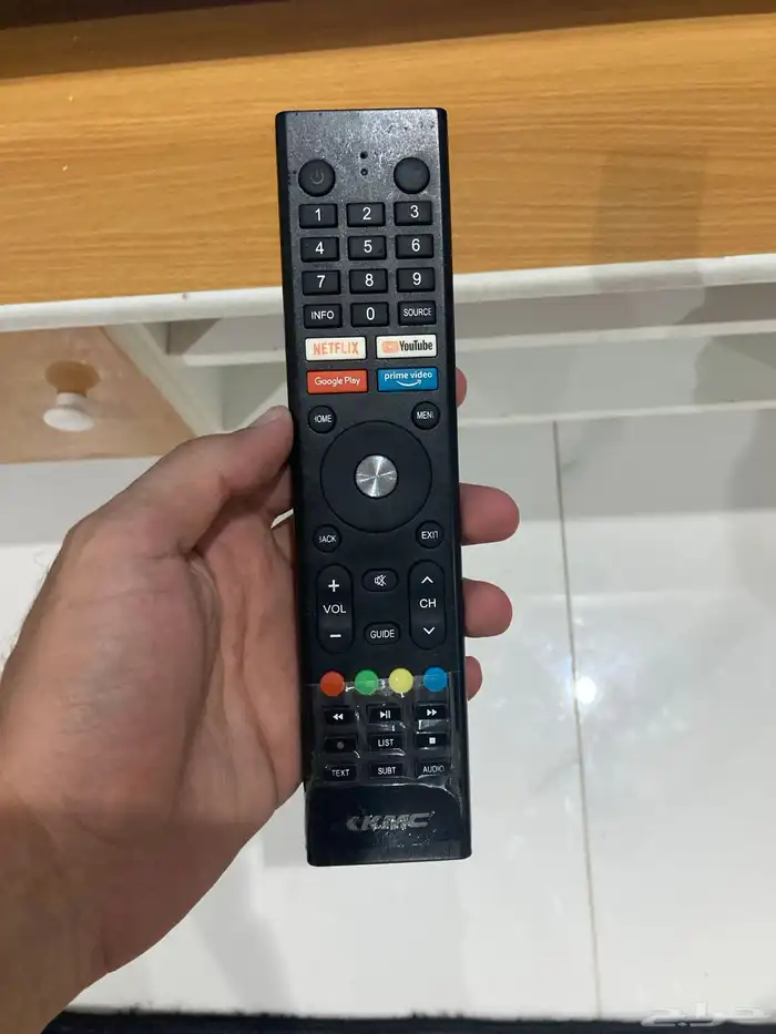 تليفزيون سمارت أندرويد KMC تحتاج اصلاح بعض الخطوط ف الشاشة 4