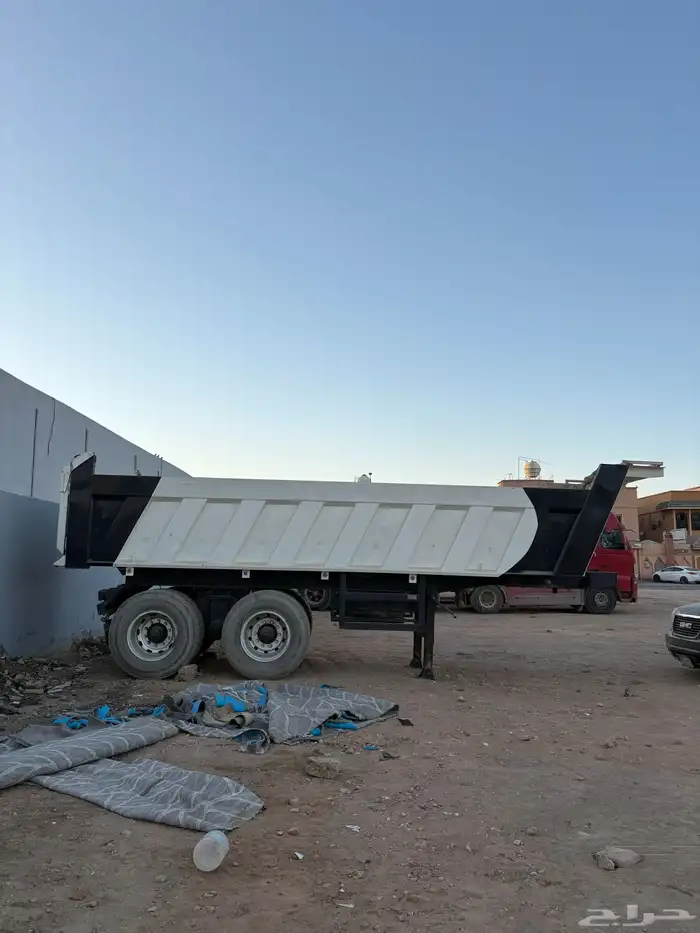 صندوق قلاب (للبيع فقط ) على السوم 0