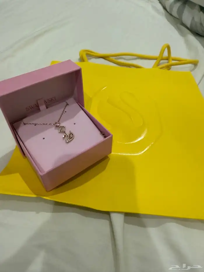 سلسال ماركه سوارفكسي 1